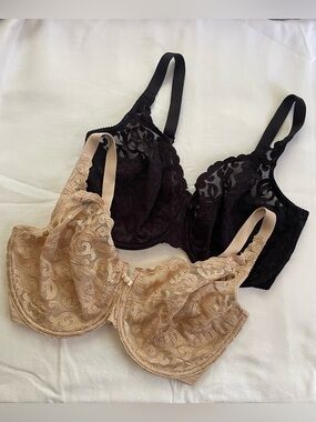 Pair of Wacoal Arabesque Bras 85199 Discontinued 36DDD